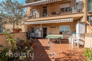 Flat in Carrer Palencia .