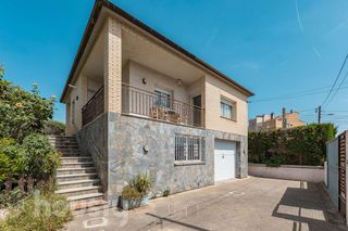 Casa  Calle lucena .
