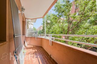 Flat in Calle mare de deu del carme .