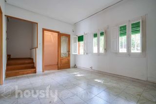 House in Calle armas .