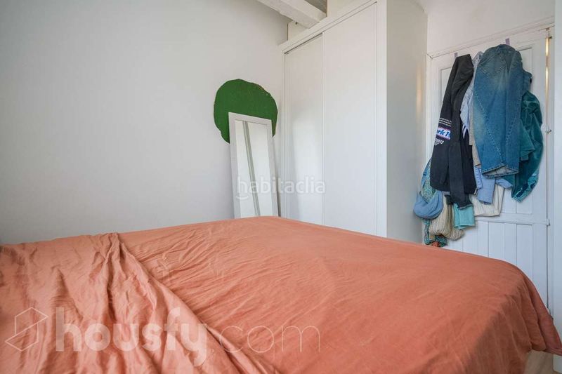 Foto 37c34c4f-c981-459f-9252-6ff1a22a7dba. Penthouse in cl. madera . in Universidad-Malasaña Madrid
