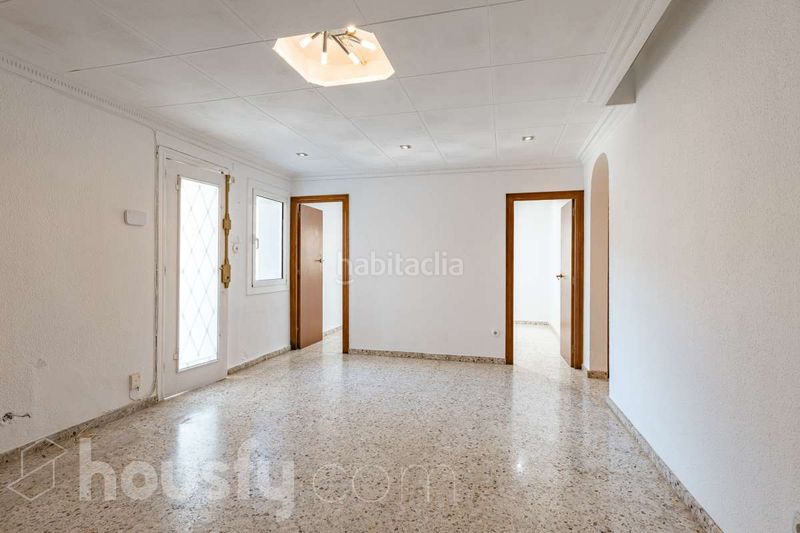 Foto 50f73894-8572-42ff-a3c8-4ab4f614878e. Pis a carrer de bécquer . a El Poal Castelldefels