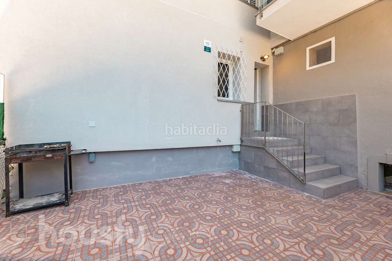 Foto fb3980ee-29a3-4707-9b6f-060f45823222. Pis a carrer de bécquer . a El Poal Castelldefels