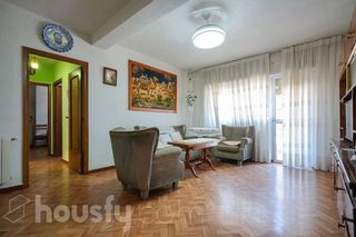 Flat in Avenida de europa .