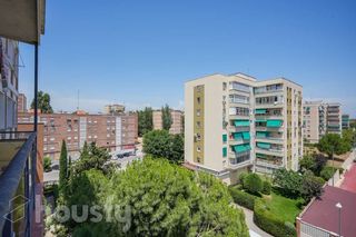 Flat in Calle de Soledad Cazorla .