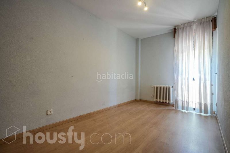 Foto 7bac503c-1b26-4647-875c-dfab8a78c933. Pis a calle de numancia . a Bellas Vistas Madrid