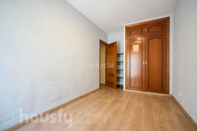 Foto fcbe4ac1-b0f2-49e1-8081-1cbce98534f8. Pis a calle de numancia . a Bellas Vistas Madrid