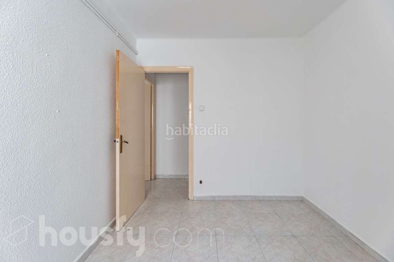 Foto 057ea5ba-5169-4ce8-8f6a-1803d0775539. Flat in calle alexandre de torrelles . in Can Baró Barcelona