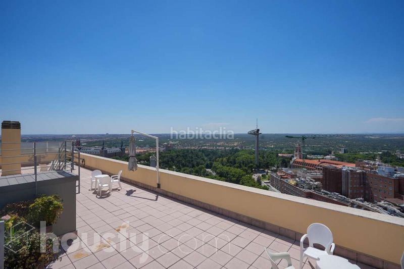 Foto 26382363-f3b2-458c-84ad-67544224dabc. Estudi a calle isaac peral . a Gaztambide Madrid