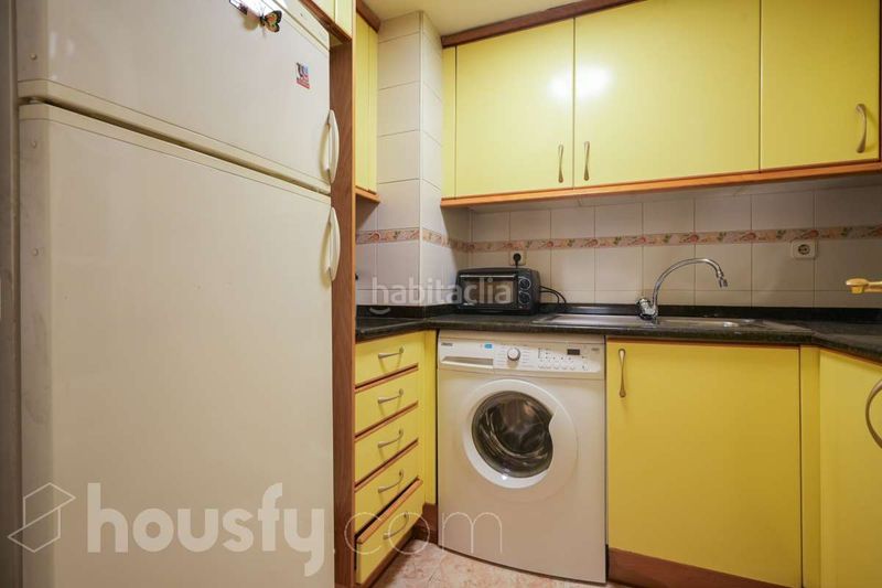 Foto eb1e3be1-98c0-4d5f-a5e5-58b9f9f62765. Estudi a calle isaac peral . a Gaztambide Madrid