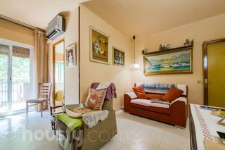 Flat in Carrer de la Indústria .