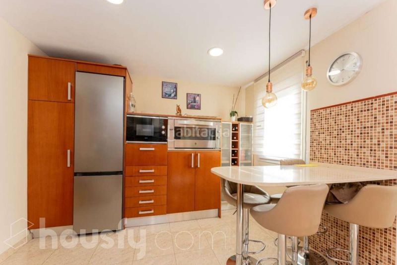 Foto 9f9ade69-af90-46fb-a1bd-016288e686b0. Piso en passatge de xaloc . en Torre-roja-Campreciós Viladecans