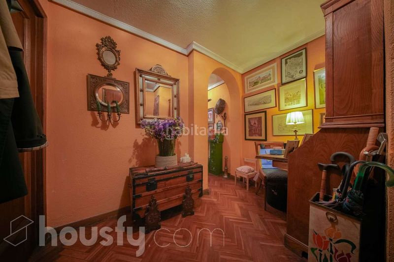 Foto ea7be3a4-4234-4921-a671-7106ce76ce5b. Pis a calle del sacramento . a Palacio Madrid