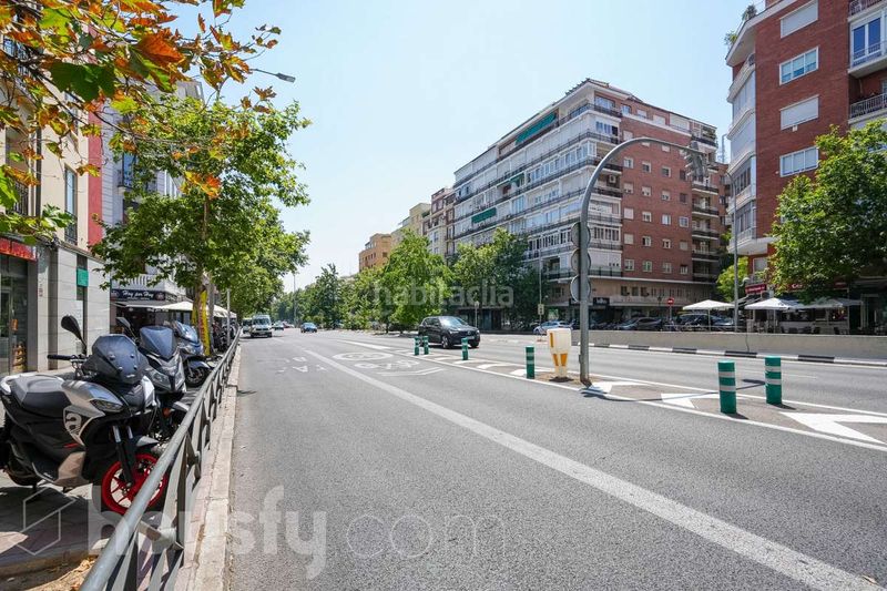 Foto ea27cd74-d618-442c-9de9-d53e5bc3a80b. Pis a calle del doctor esquerdo . a Fuente del Berro Madrid