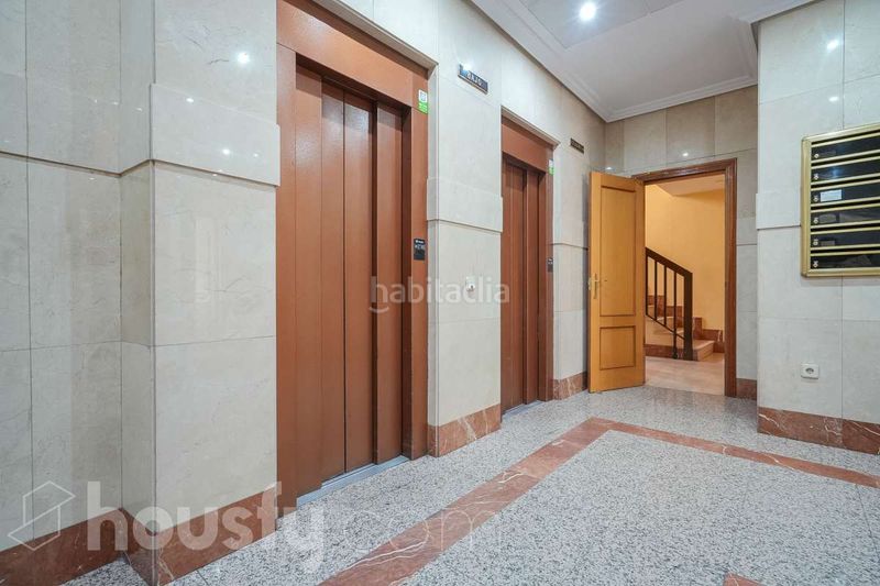 Foto 55552bb3-8701-4e64-a1ca-06674088ddbe. Piso en calle de morejón . en Almagro Madrid