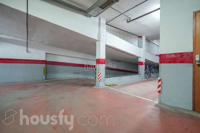 Foto 87dd31d0-18bc-441d-87d3-7468c58542ae. Piso en calle de morejón . en Almagro Madrid