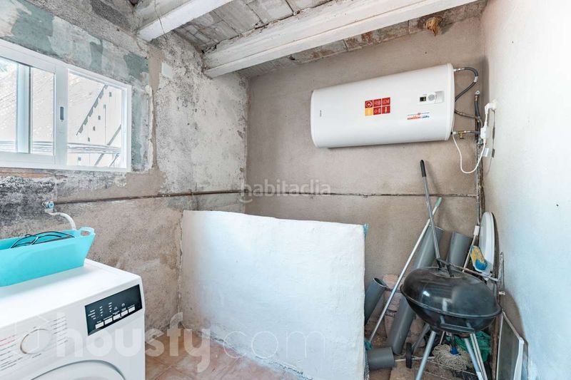 Foto bf3d2150-8672-47db-b58f-d50a01a4c2e6. Casa a carrer de bartomeu amat . a San Pere Terrassa