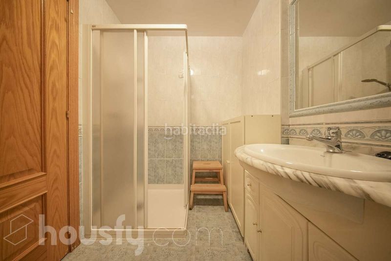 Foto 40634f01-b194-4bd4-b867-b4c0a6fd190c. Pis a calle de pedro alonso . a Canillas Madrid