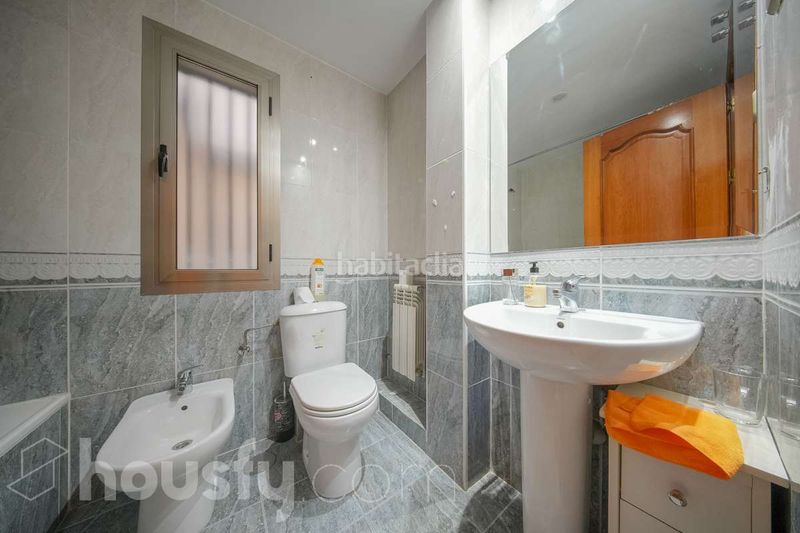 Foto 44c9b7fe-c386-4f74-b6df-60250e0160dc. Pis a cine . a Campamento Madrid