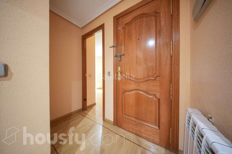 Foto a3141fd6-aeba-4d66-9558-117b304b145e. Pis a cine . a Campamento Madrid