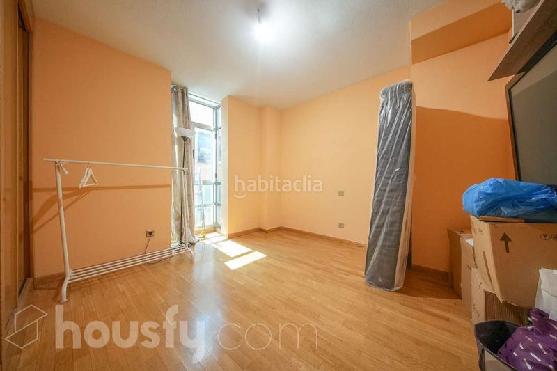 Foto c185f035-33f7-4d4f-b0ad-3797b5f84a13. Pis a cine . a Campamento Madrid