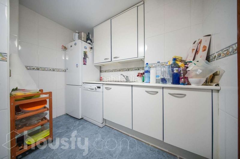 Foto c25abfdb-1872-4d8a-8d2f-4099e11dd668. Pis a cine . a Campamento Madrid