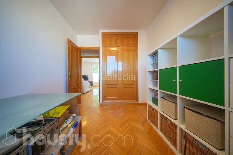 Foto a5c2c1b7-da49-4cbf-a2fb-a46a2aa45985. Àtic a calle de la inmaculada concepción . a Comillas Madrid