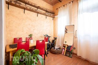 Flat in Calle viladomat .