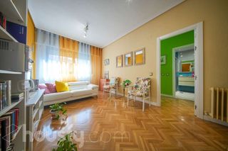 Flat in Calle Pando .