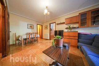 Flat in Calle de Nicolás Usera .