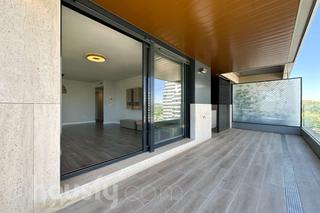 Etagenwohnung in Avenida de Juan Antonio Samaranch .