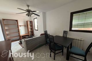 Flat in Calle Alvarado .