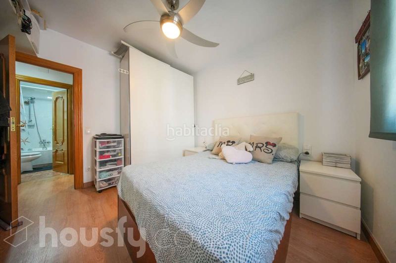 Foto 313454a3-5047-49f9-bf30-a358e16fa274. Etagenwohnung in calle zalamea . in Simancas Madrid