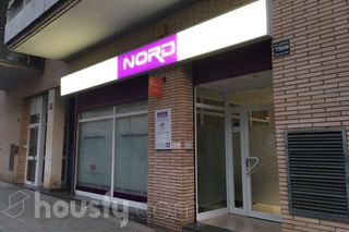 Local Comercial a Calle Dr. calsina .
