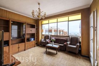 Etagenwohnung in Gran via de lluís companys .