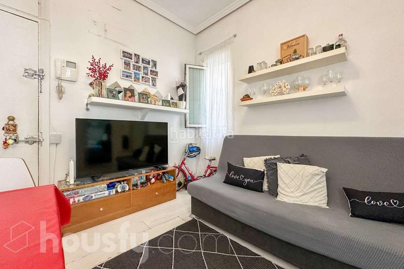 Foto b6241af8-eaa2-4ba3-b4a2-82d179b94763. Piso en calle del olivar . en Embajadores-Lavapiés Madrid