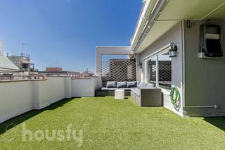 Penthouse in Avinguda de la mare de déu de montserrat .