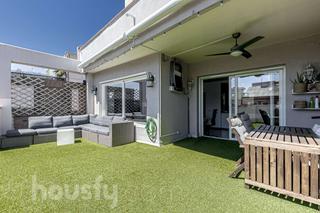 Zweistöckige Wohnung in Avinguda de la mare de déu de montserrat .