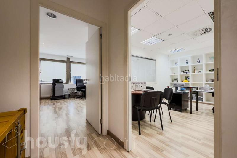 Foto 38b2b099-6023-41db-9b76-ad862d28b583. Bureau dans carrer via augusta . dans Sant Gervasi - Galvany Barcelona