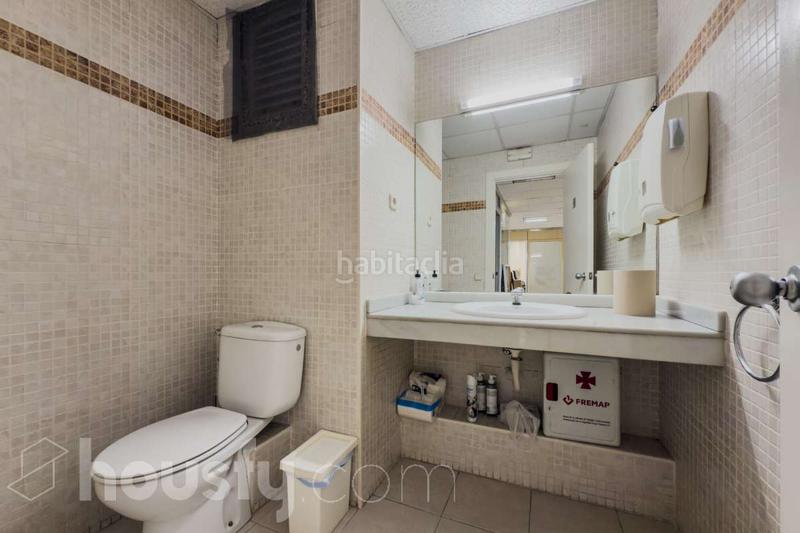 Foto f5c00ef0-d6b5-4745-b6d6-9104d3b87289. Bureau dans carrer via augusta . dans Sant Gervasi - Galvany Barcelona