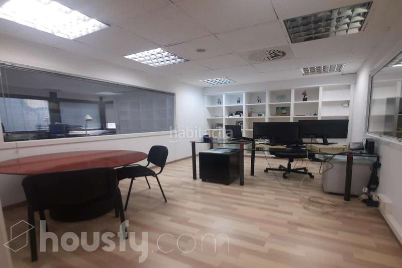 Foto c2d7108b-2494-4baa-9c20-5af128d40a26. Büro in carrer via augusta . in Sant Gervasi - Galvany Barcelona