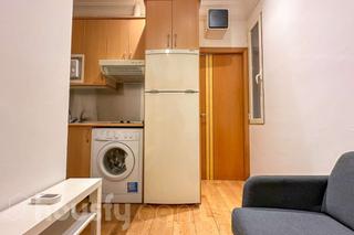 Flat in Calle de monteleón .