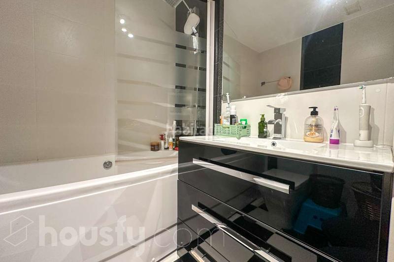 Foto 14c5ad42-63d7-4586-a7b0-7d3f003394ea. Appartamento in cl maquinilla . in Palomeras Sureste Madrid