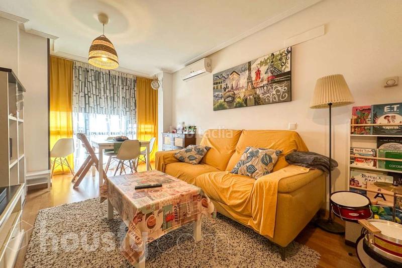 Foto 862d0ad7-ec74-4c67-9d9a-c9766557acf4. Appartement dans cl maquinilla . dans Palomeras Sureste Madrid