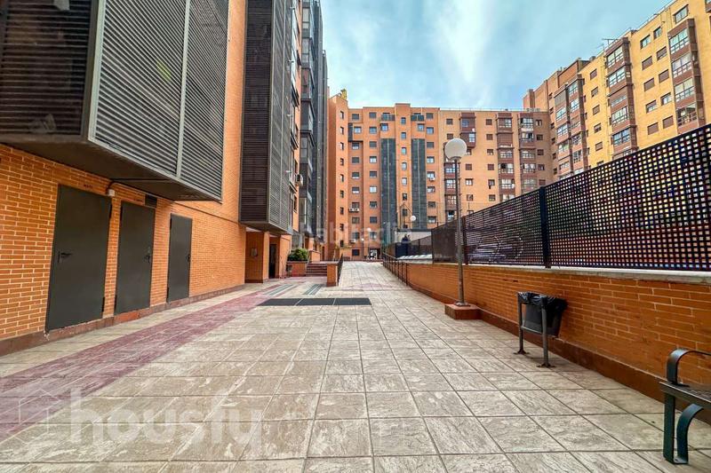 Foto e5230340-ba92-45d2-b53c-f39e389cf9d4. Appartement dans cl maquinilla . dans Palomeras Sureste Madrid