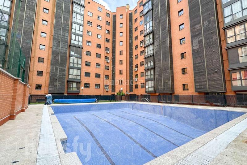 Foto 4ab59c1f-b7ae-4fb7-8406-314defc845e4. Flat in cl maquinilla . in Palomeras Sureste Madrid