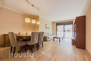 Flat in Plaa de milagros consarnau i sabat .