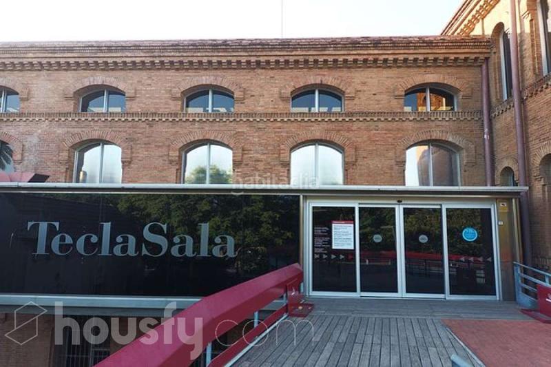 Foto 344c975a-2286-4825-b9d7-43fc60e52758. Attique dans carrer calderón de la barca . dans Pubilla Cases Hospitalet de Llobregat (L´)