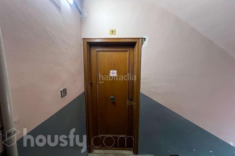 Foto 9c9d28d4-fb3f-4778-b36a-1e93f0693d58. Attique dans carrer calderón de la barca . dans Pubilla Cases Hospitalet de Llobregat (L´)