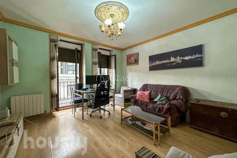 Foto 3b9ad458-150c-47f3-a44a-1dd829ebc6ad. Appartement dans cl. tetuán . dans Sol Madrid